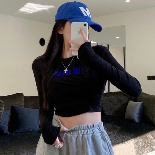 撞色字母修身长袖上衣